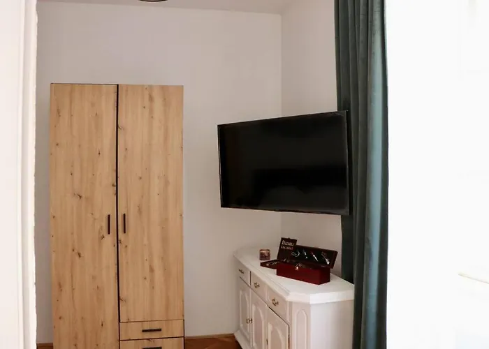 Throne Of 1 Ντουμπρόβνικ